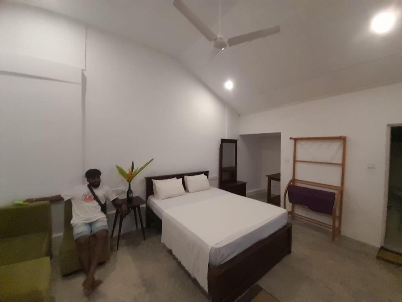 Sooriya Villa Talpe Zimmer foto